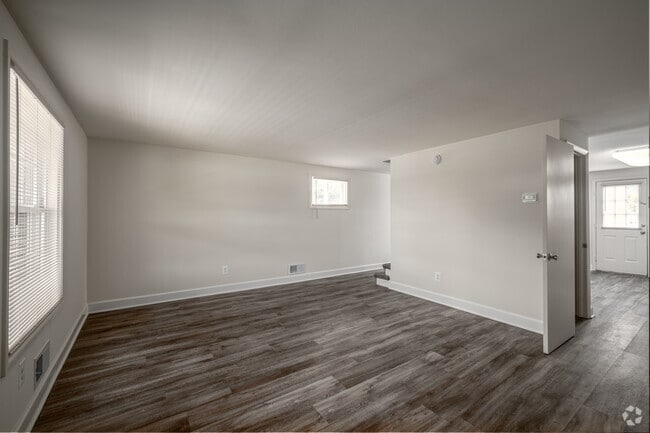 3BR, 1BA - 1,768SF - Living Room - Foxridge Townhomes