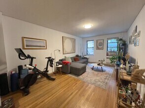 Building Photo - 55 W 92nd St