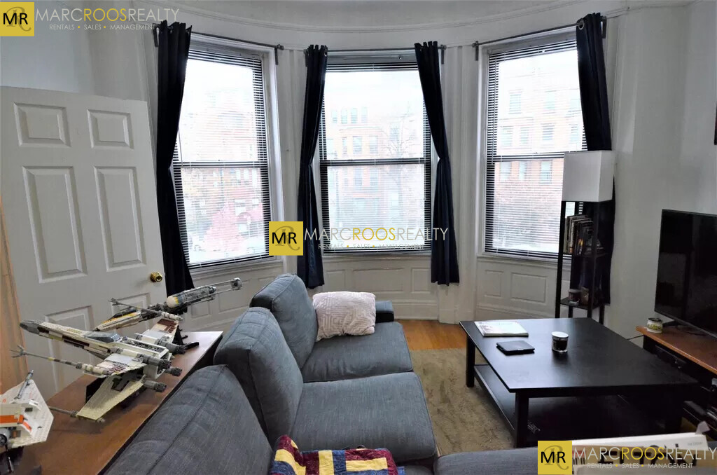 Foto principal - 587 Beacon St