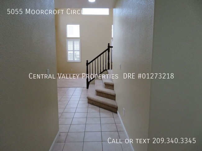 Foto del edificio - 5055 Moorcroft Cir