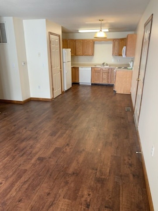 Planta abierta - 1104 Heather Dr