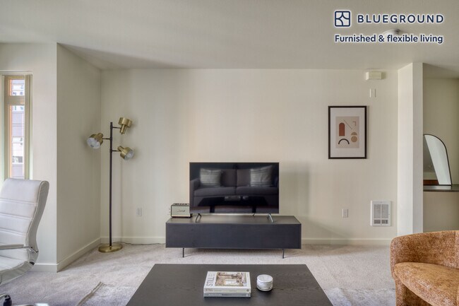 Foto del edificio - 2800 Western Ave