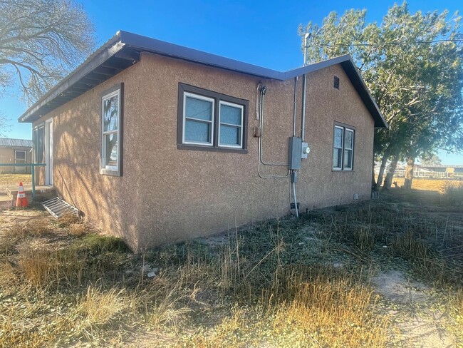 Building Photo - 2095 S RR 6
