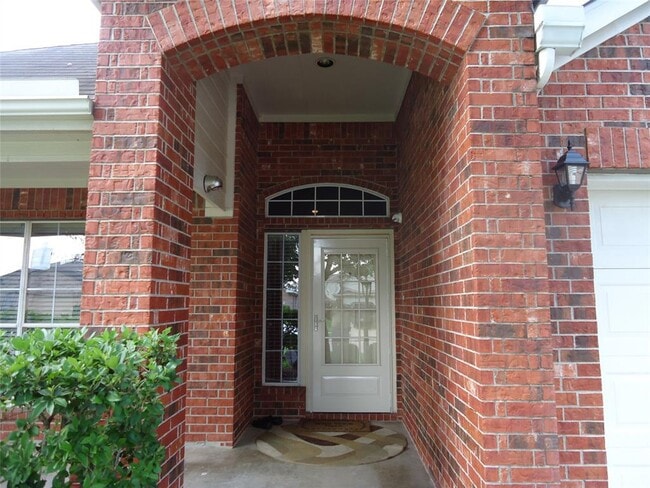 Building Photo - 5611 Eagle Sky Blvd