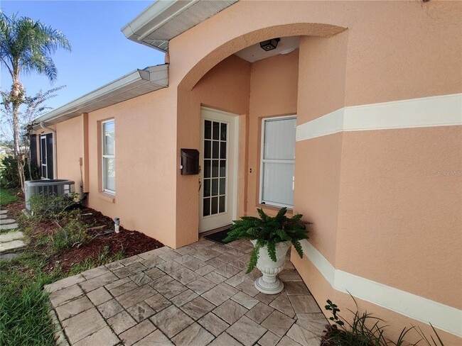 Building Photo - 10824 Collar Dr