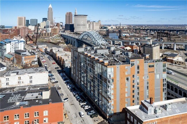 Building Photo - 2222 Detroit Ave