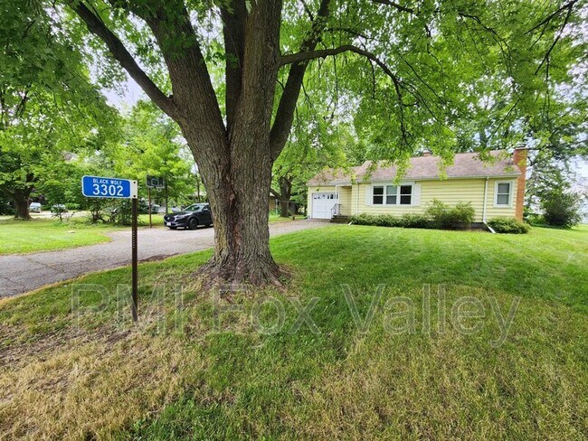 Building Photo - 3302 Oregon St