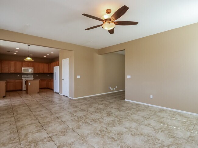 Foto del edificio - 7120 S 70th Dr