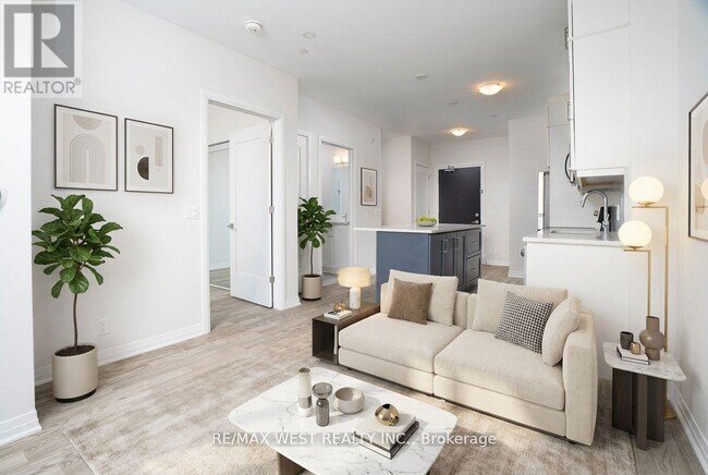 Building Photo - 102 Grovewood Common