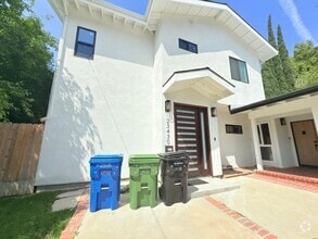 Building Photo - 23430 Kilty Pl