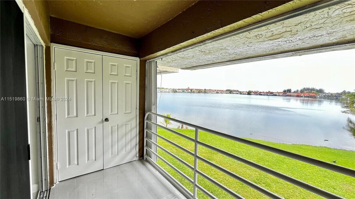 2790 W 60th St Unit 9, Hialeah, FL 33016 Room for Rent in Hialeah, FL