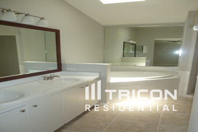 Building Photo - 208 Rhapsody Lane Apopka FL