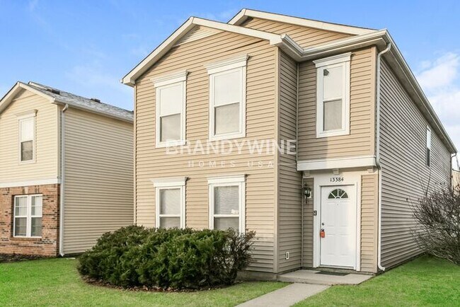Building Photo - MOVE IN SPECIAL!! - MAY FREE with move in ...