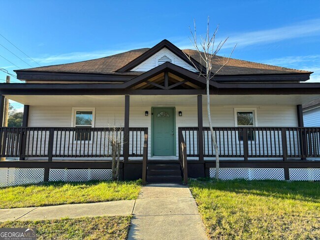 Foto del edificio - 1195 Lawton Dr