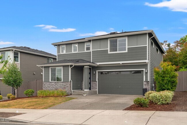 Building Photo - Listed For Rent