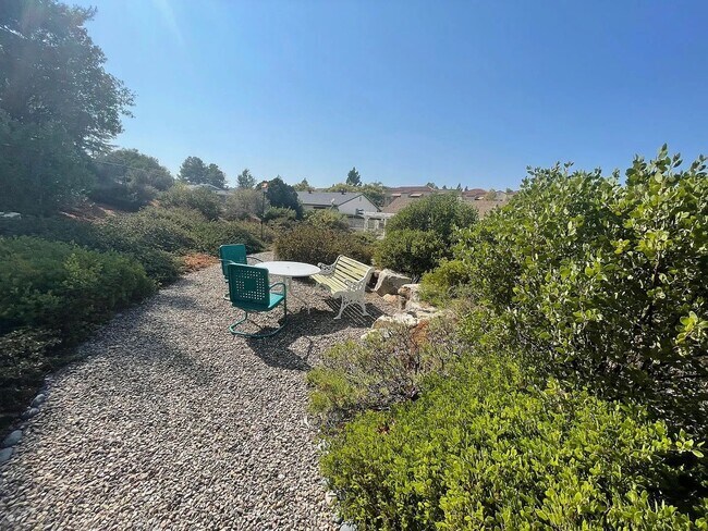 Foto del edificio - Beautiful 55+ home in the Seven Oaks Community!