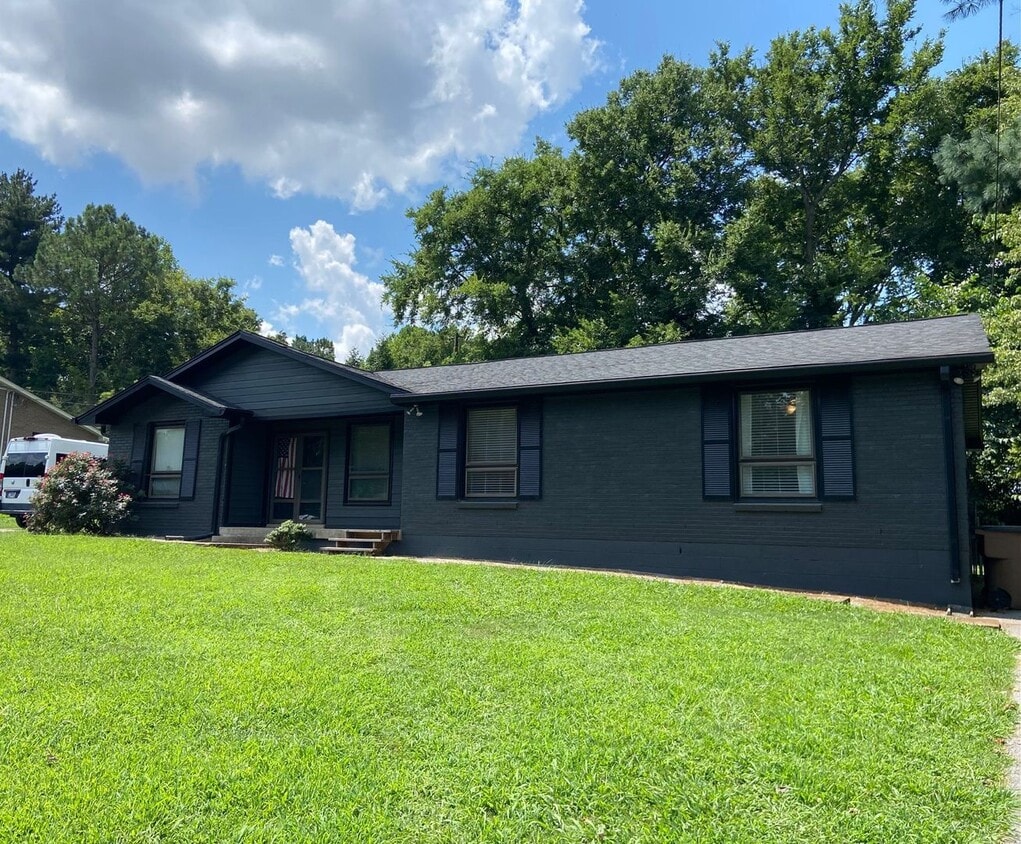 Photo - 314 Lorna Drive