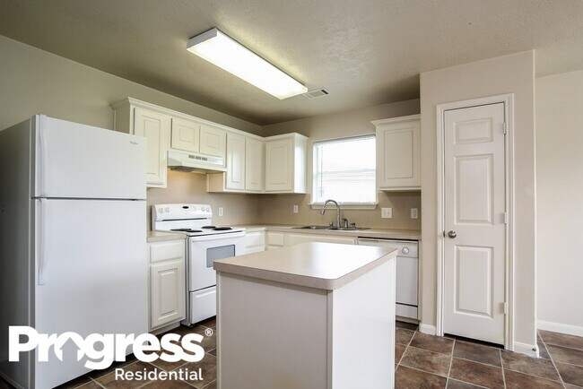 Building Photo - 28810 Comal River Ct