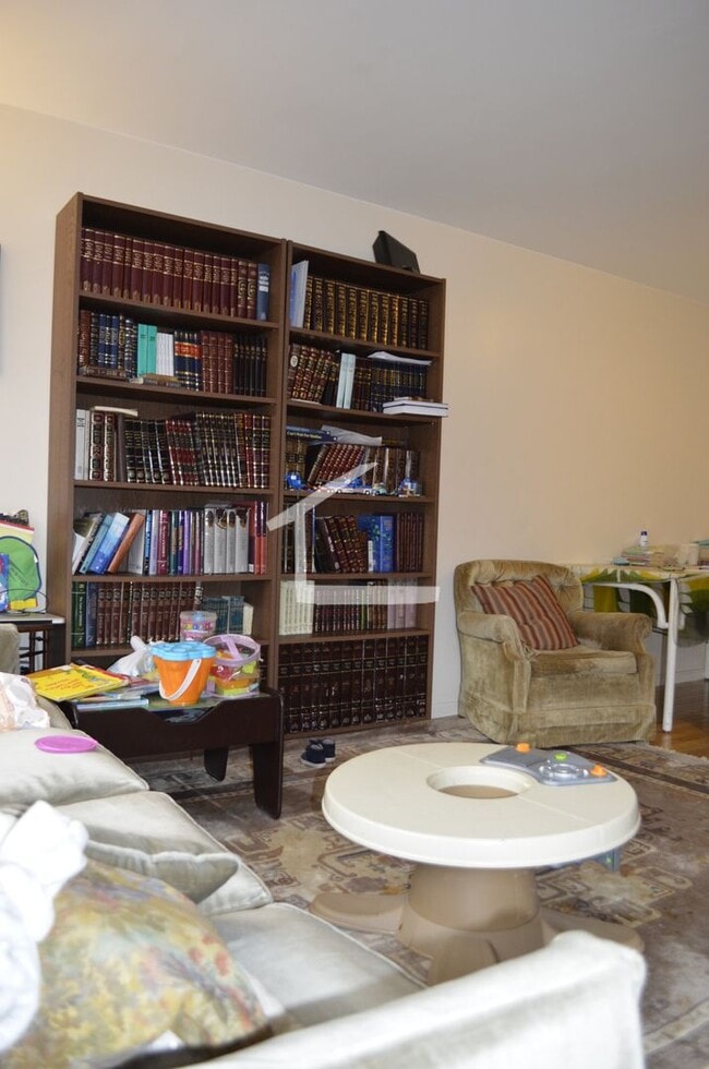 Photo - 43 Union St Townhome