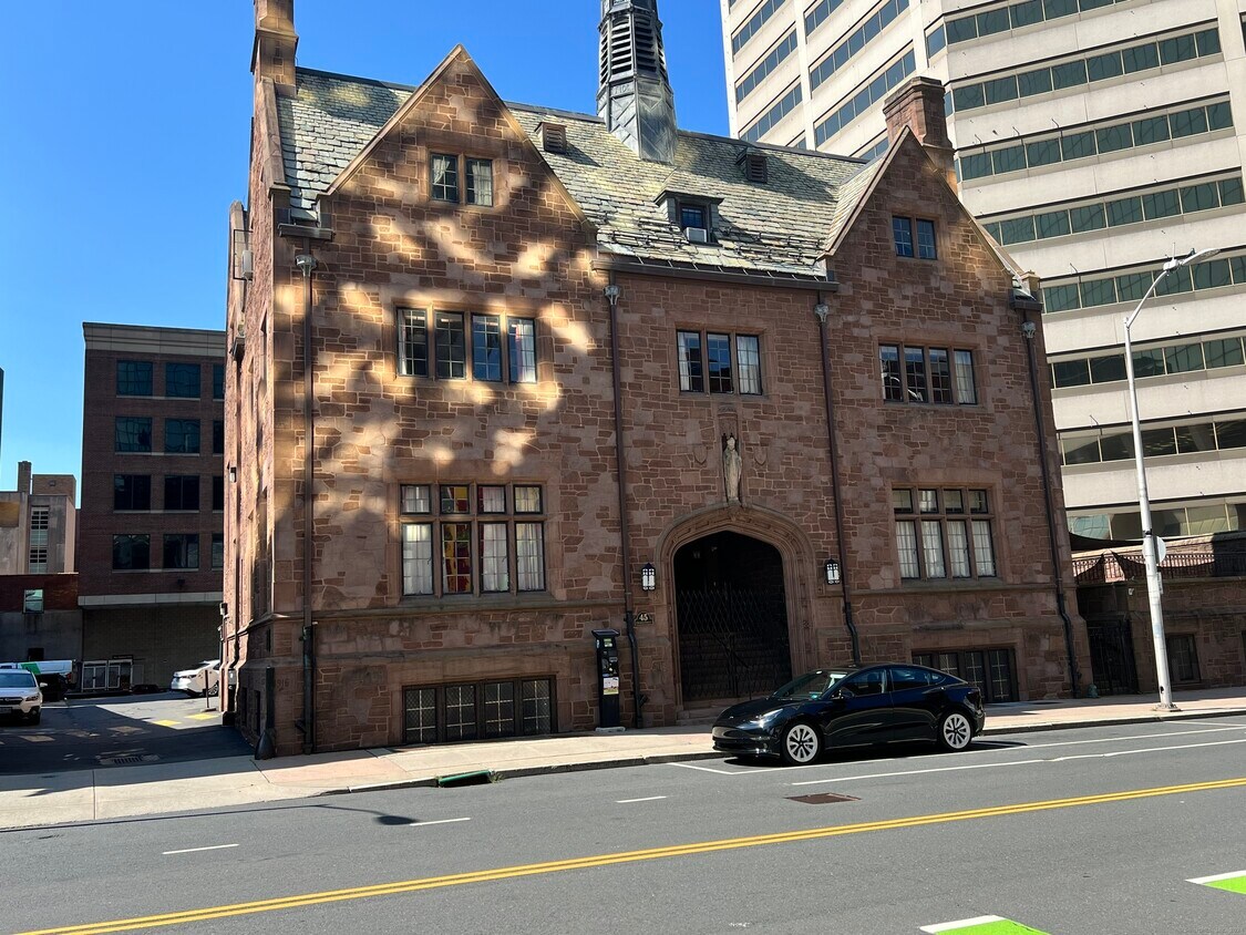Primary Photo - 45 Church St
