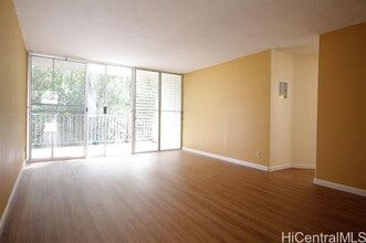 Building Photo - 95-2039-2039 Waikalani Pl