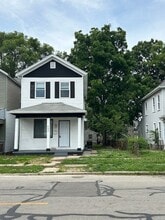 Building Photo - 425 Huffman Ave