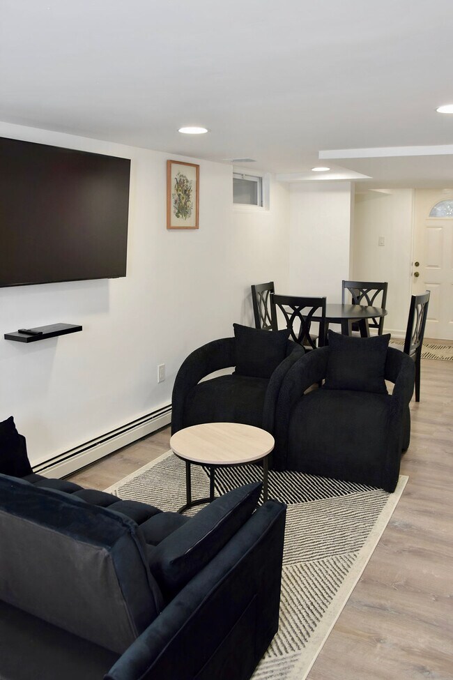 Foto del edificio - 55 Shadow Grove Ln