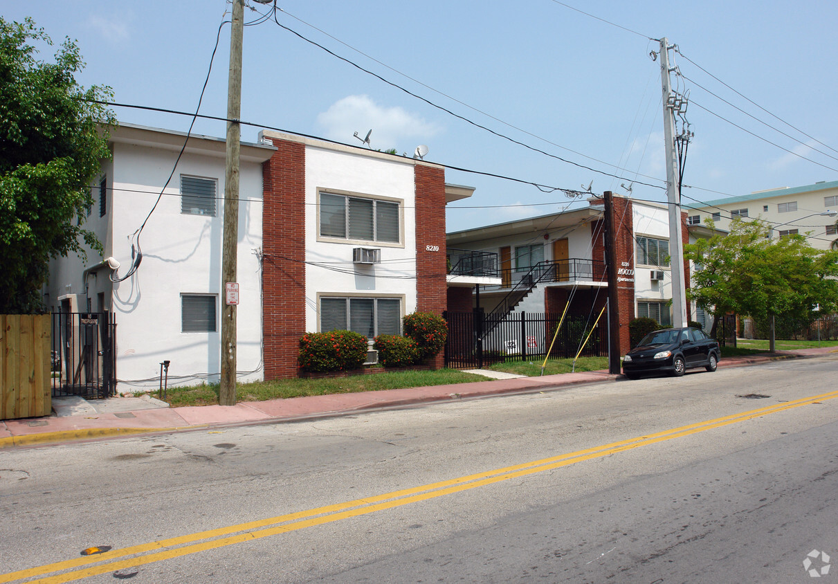 Primary Photo - Rocco Apartments