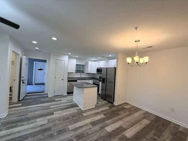 Foto del edificio - 171 Charter Dr