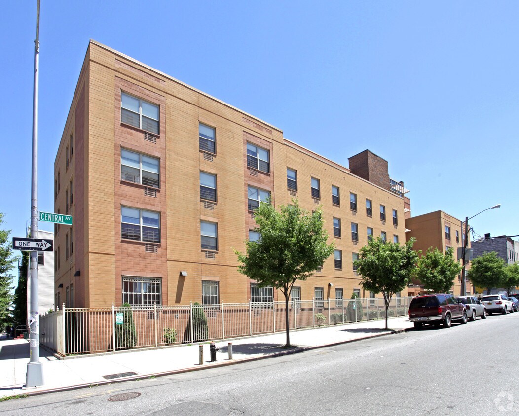 Foto del edificio - Penny Yates Apartments