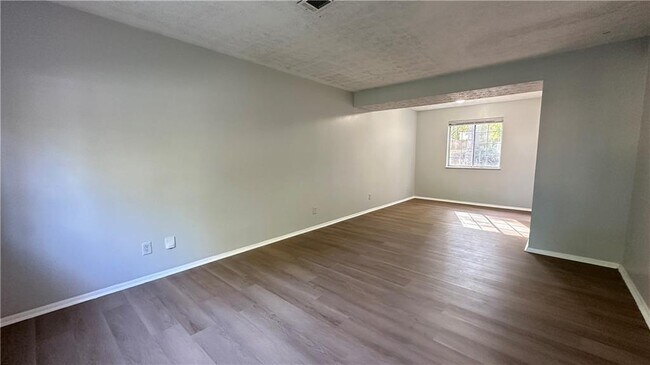 Foto del edificio - 2176 Hopkins Mill Ln NW