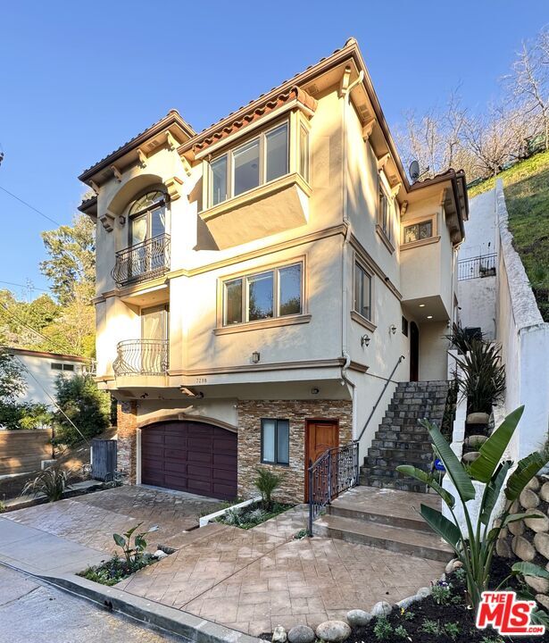 Primary Photo - 7288 Woodrow Wilson Dr