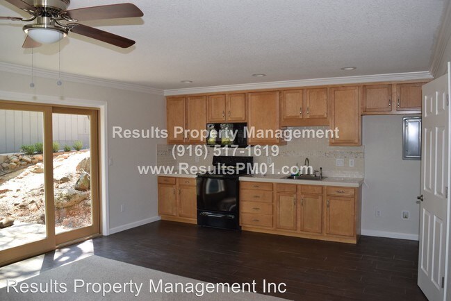 Building Photo - 4 br, 4 bath House - 3528 Patterson Way