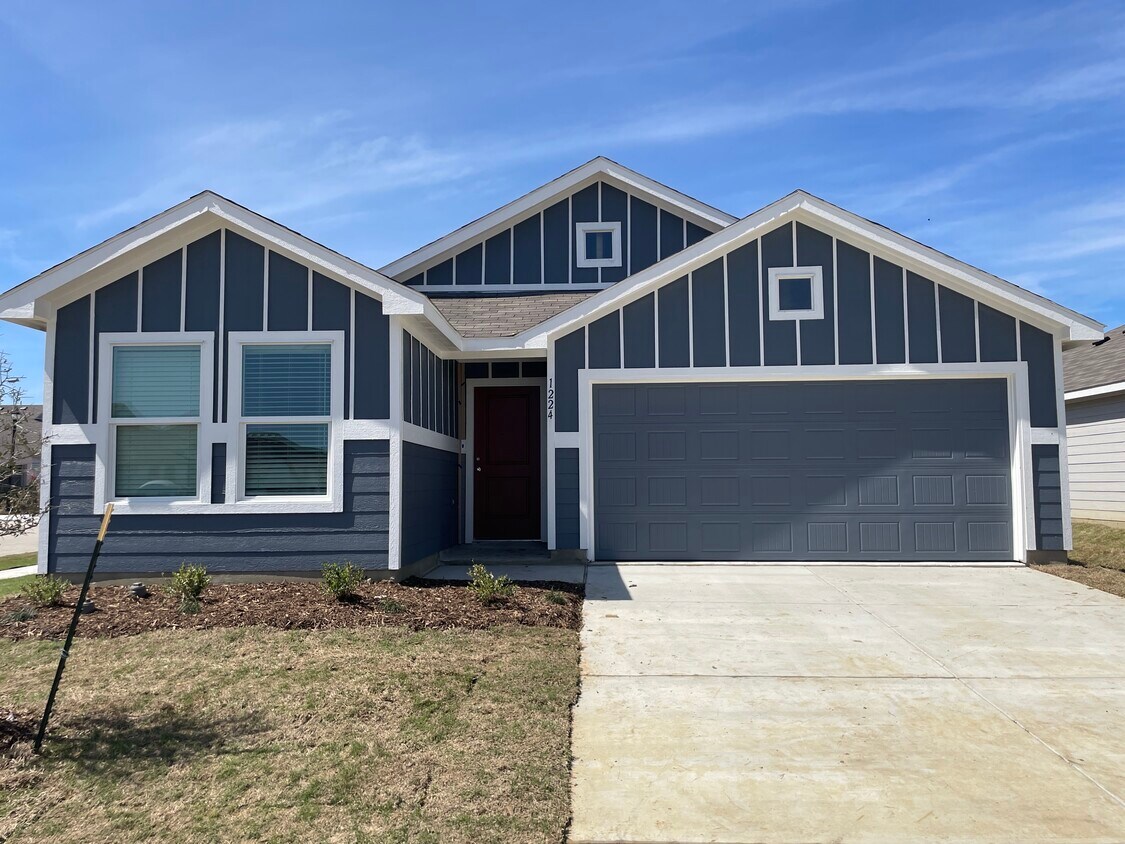 Primary Photo - 1224 Ashwood Dr
