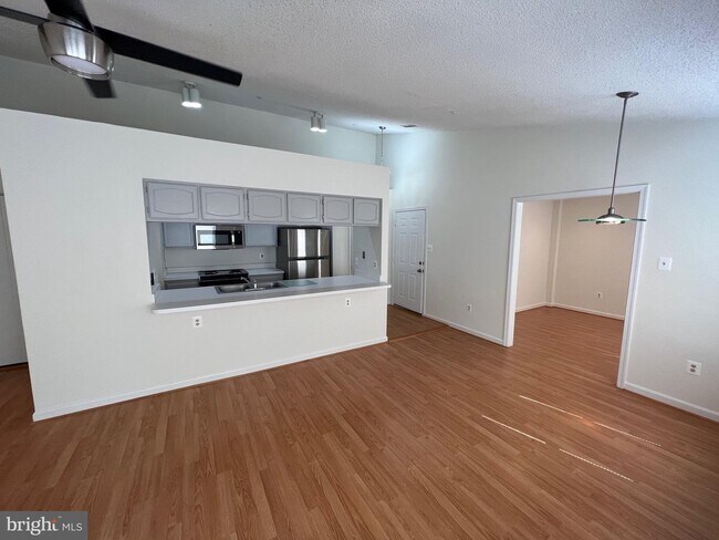 Foto del edificio - 2603 Camelback Ln