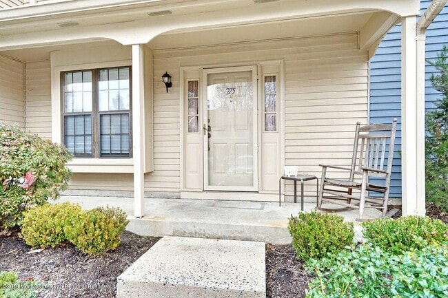 Building Photo - 275 Gloucester Ct