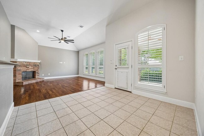 Building Photo - 12825 Rush Creek Ln