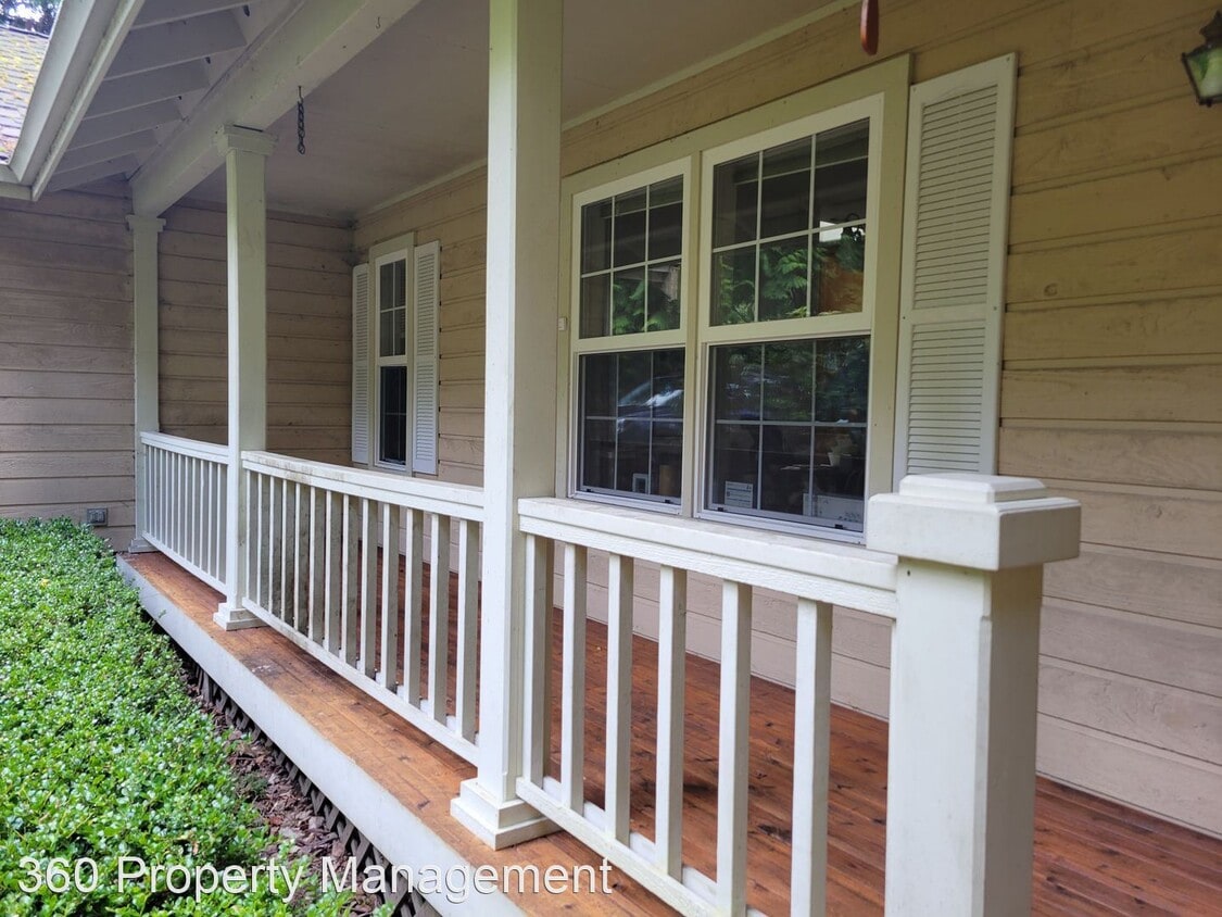 3 br, 2.5 bath House 425 Baycliff Dr House Rental in Port Townsend