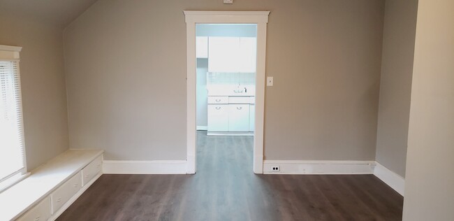 Foto del edificio - 3438 W 98th St