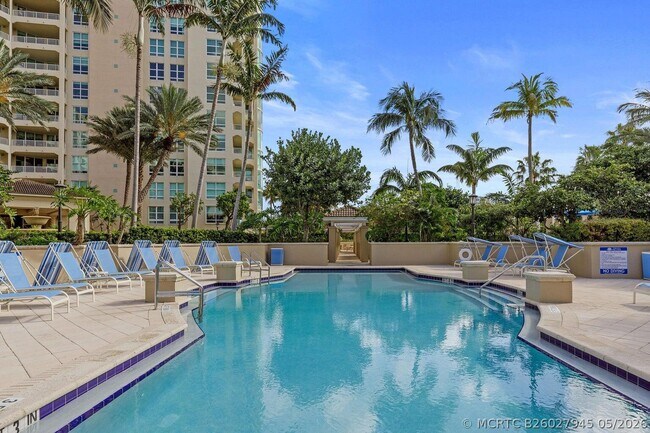Foto del edificio - 3740 S Ocean Blvd