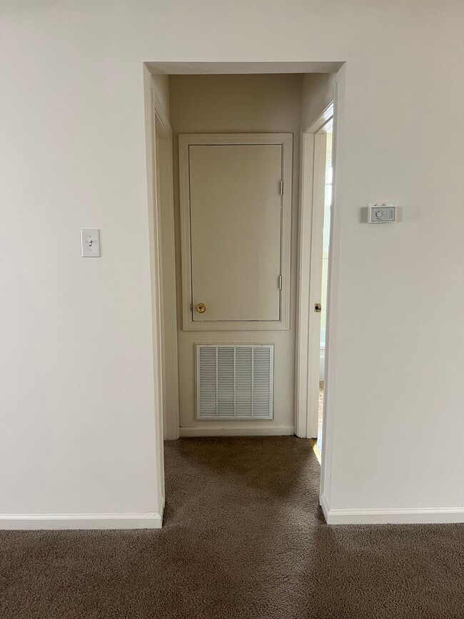 Foto del edificio - 8094 LA-23