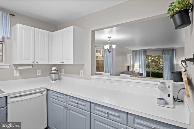 Foto del edificio - 20582 Snowshoe Square