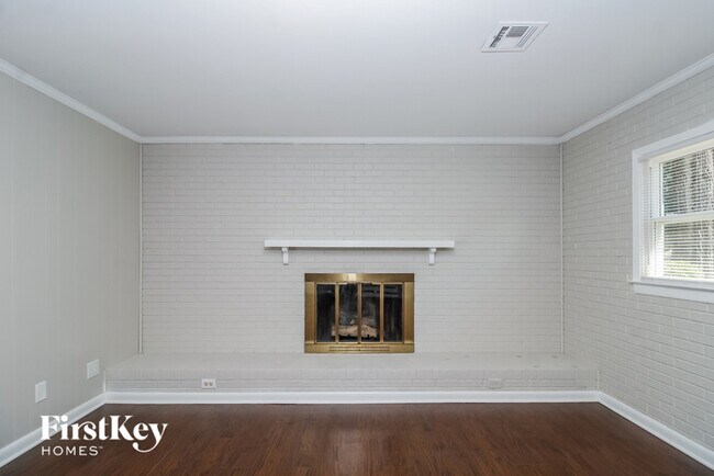 Building Photo - 4512 Grendel Rd