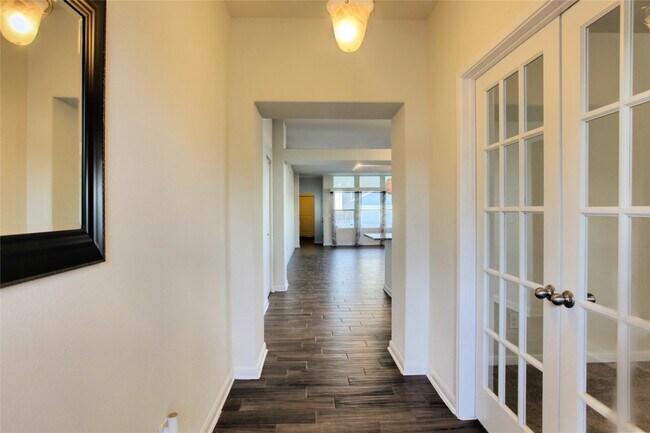 Building Photo - 1653 Arbor Knot Dr