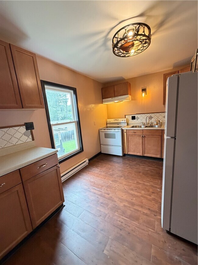 Foto del edificio - 210 W Oak Orchard St