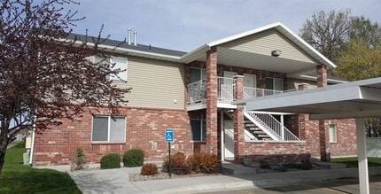 Building Photo - 264 N 3rd E