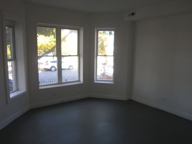 Foto del edificio - 4035 W Harrison St