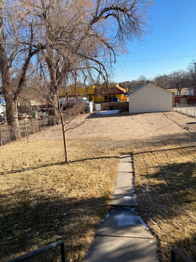 Building Photo - BB2312