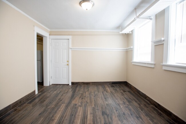 Foto del edificio - 1704 E Locust St