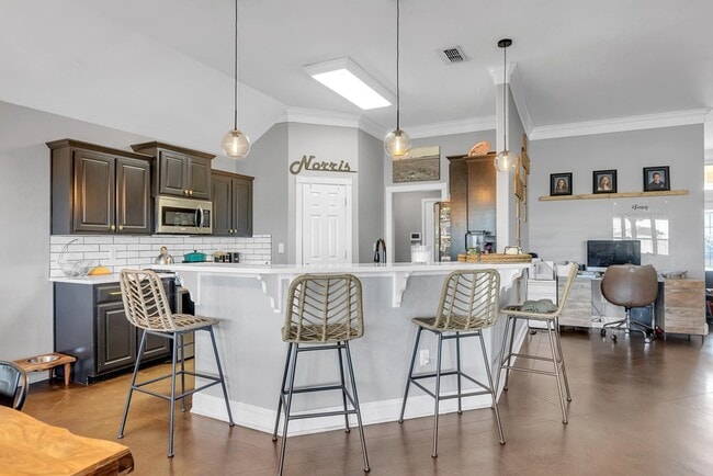 Building Photo - 51 Laurel Valley Dr